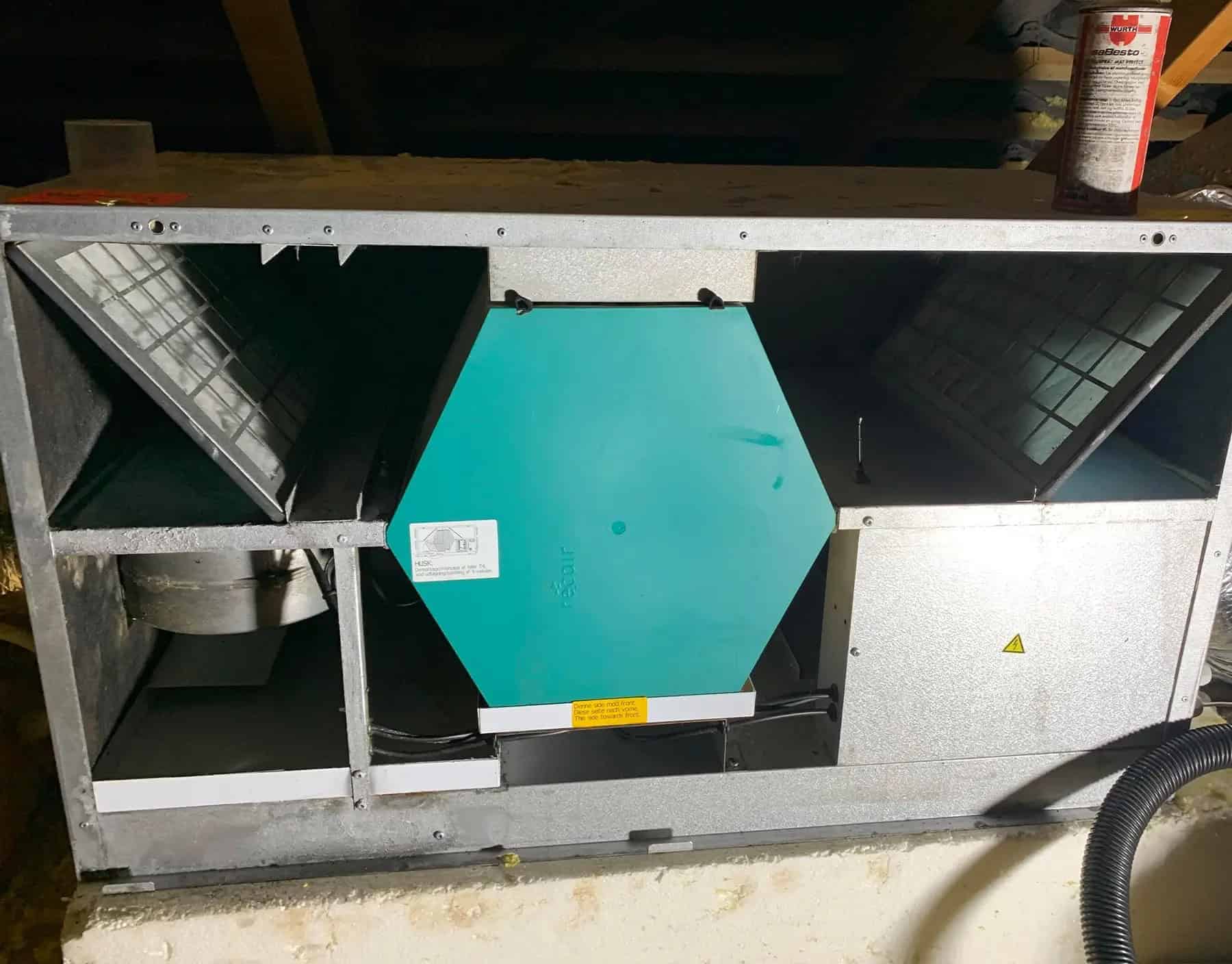 Efter ventilationsrens: samme aggregat rengjort og klar til drift